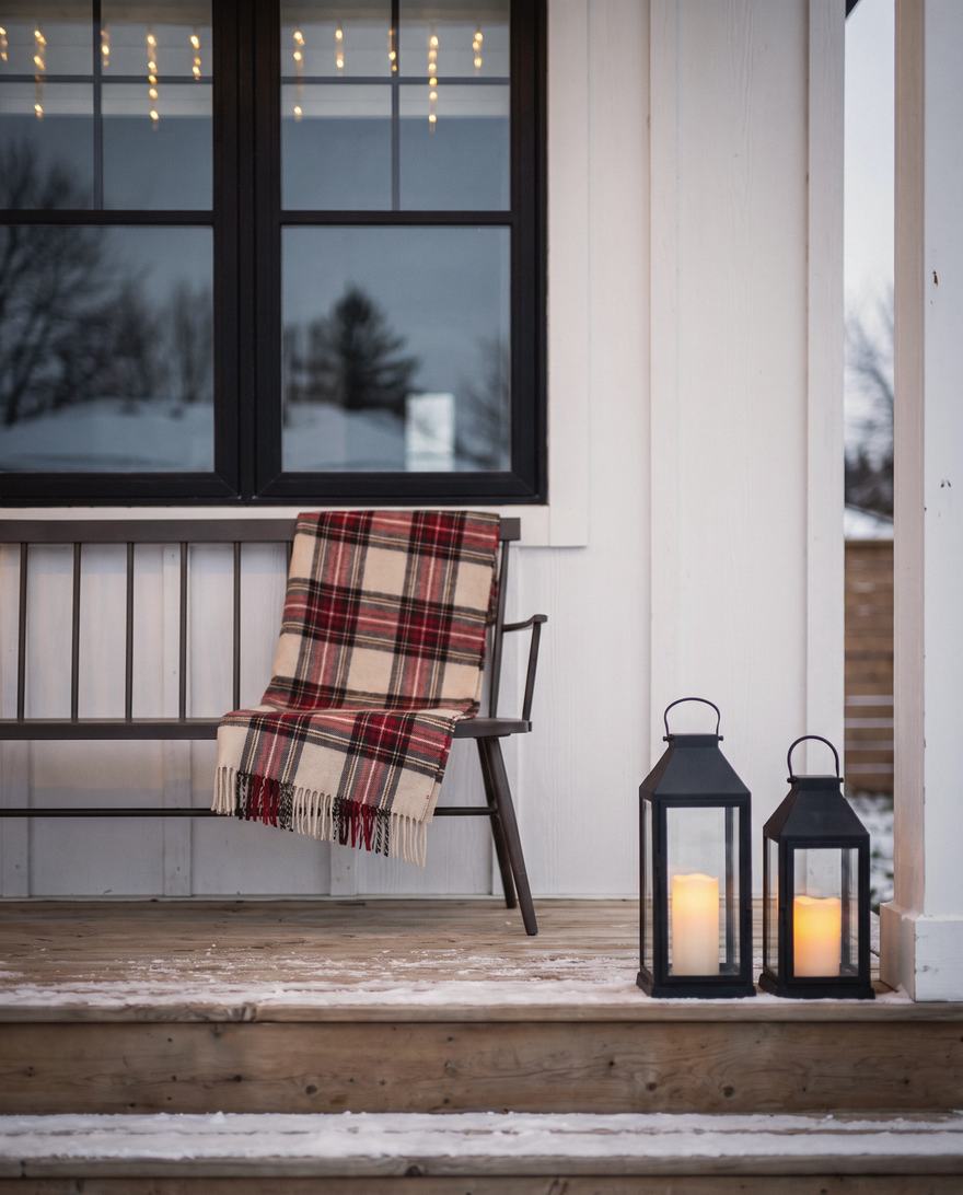 The bench, the plaid and the lanterns.